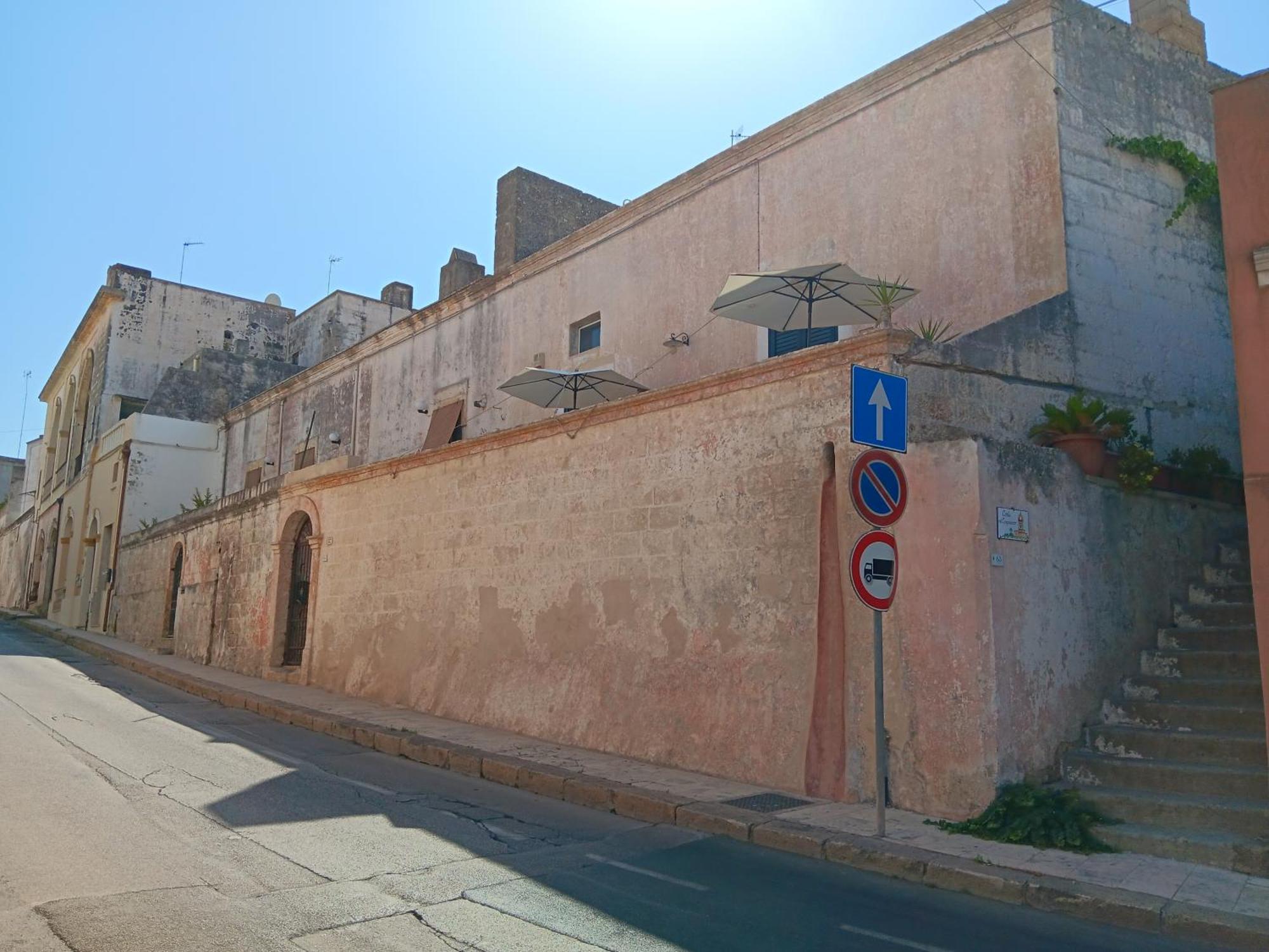 Corte Del Campanaro Ugento Bagian luar foto